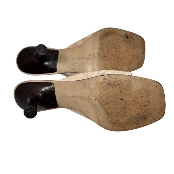 Anne Klein Size 8 Loafer Heels Beige Suede Office Preppy Work - Picture 7 of 8